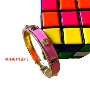 Acrylic Gold Stud Hinge Bracelet Women Color Pink